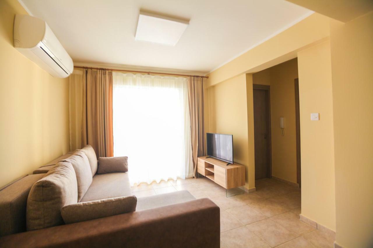 Apartament Carisa Livadia Gardens Zewnętrze zdjęcie