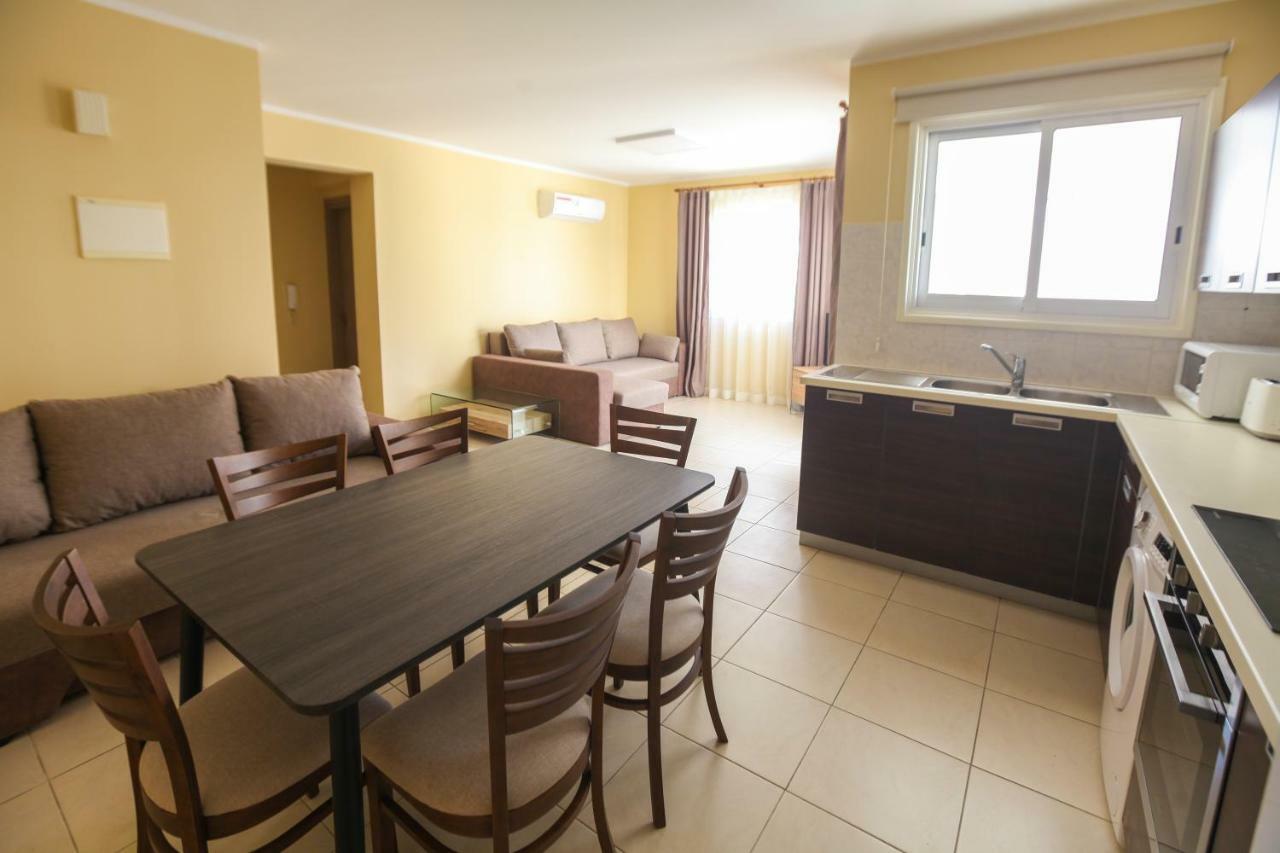 Apartament Carisa Livadia Gardens Zewnętrze zdjęcie