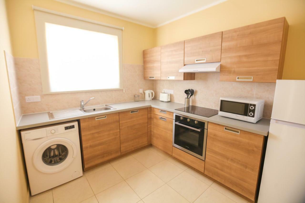 Apartament Carisa Livadia Gardens Zewnętrze zdjęcie